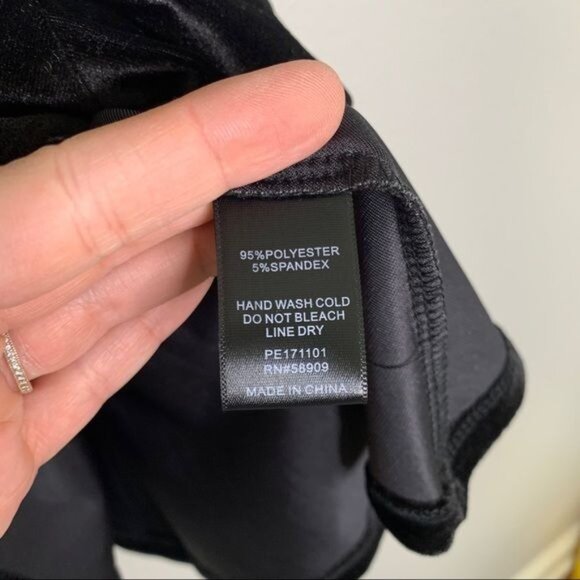 Gianni Bini Layla Skirt Midi Black Velvet Ruffle Hem Tiered Size XS New - Picture 9 of 10